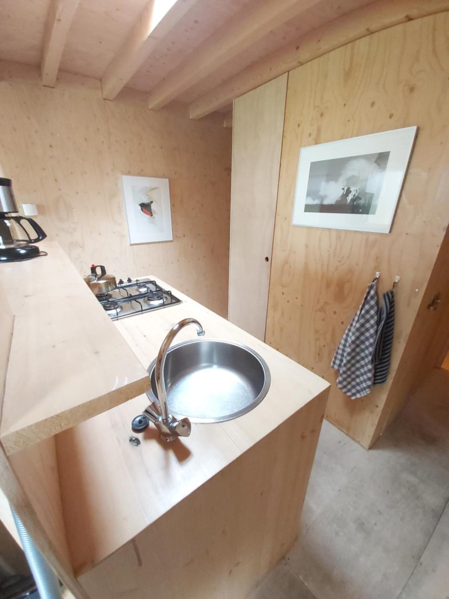 Gastopstal Wyns Bagian luar foto